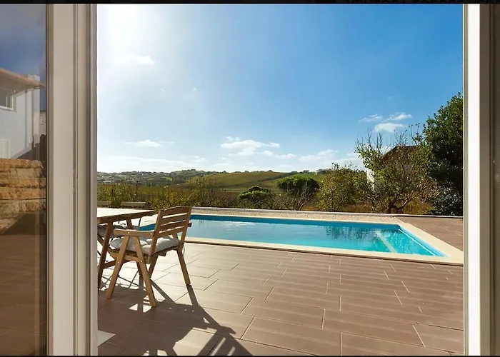 Coastal Vineyard Hideaway * Torres Vedras