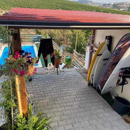 Coastal Vineyard Hideaway Дом отдыха Торреш-Ведраш