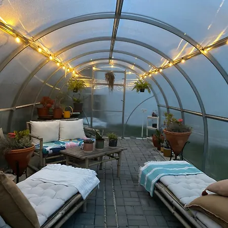 Дом отдыха Coastal Vineyard Hideaway